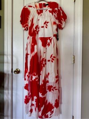 Women’s coral and White Floral Maxi Dress